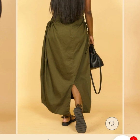 Drawstring pleated dress - Picture 6 of 6